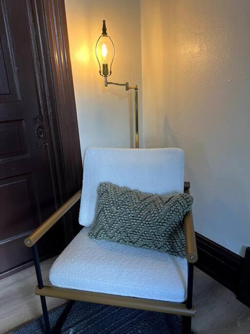 Charming Duplex On Quiet Street Apartamento Saint Louis Exterior foto